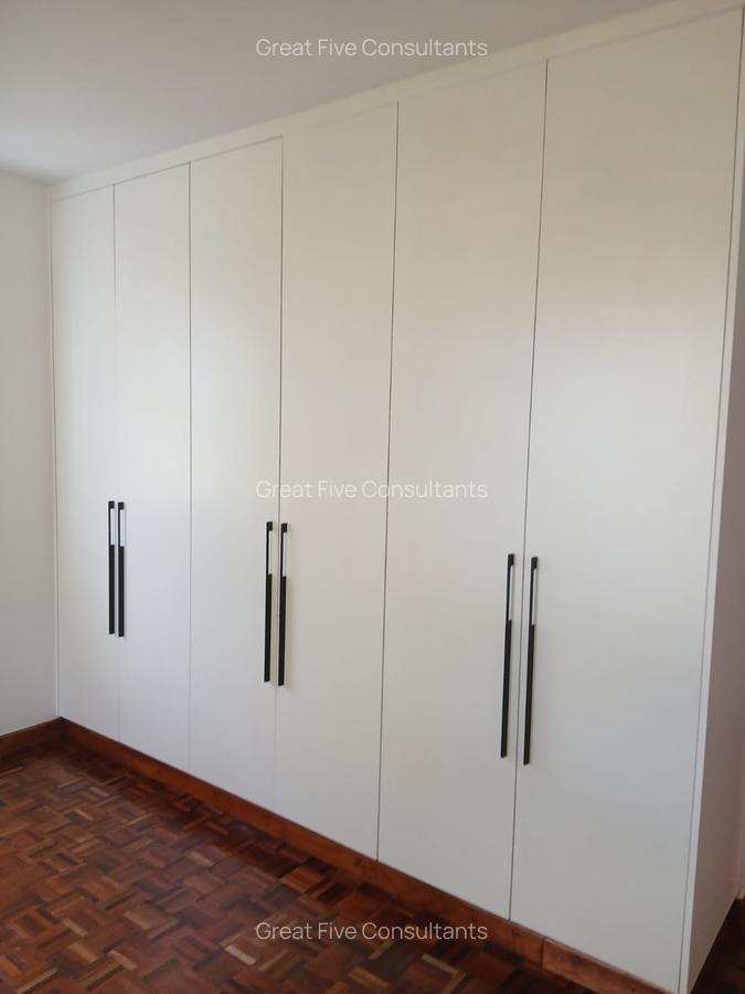 4 Bed Villa with En Suite in Runda - 15