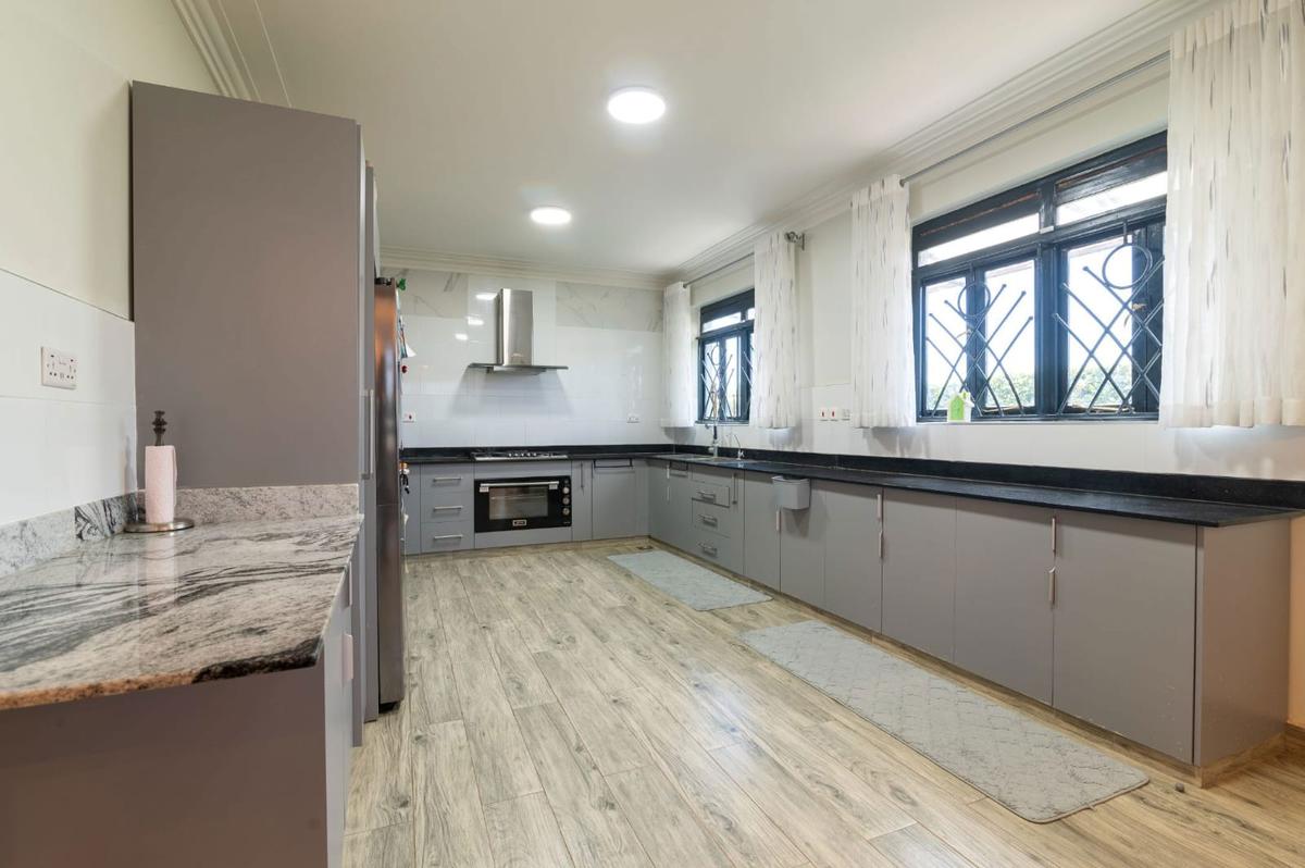 4 Bed Villa with En Suite in Kiambu Road - 7