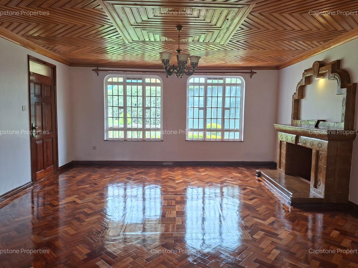 5 Bed House with En Suite in Nyari - 10