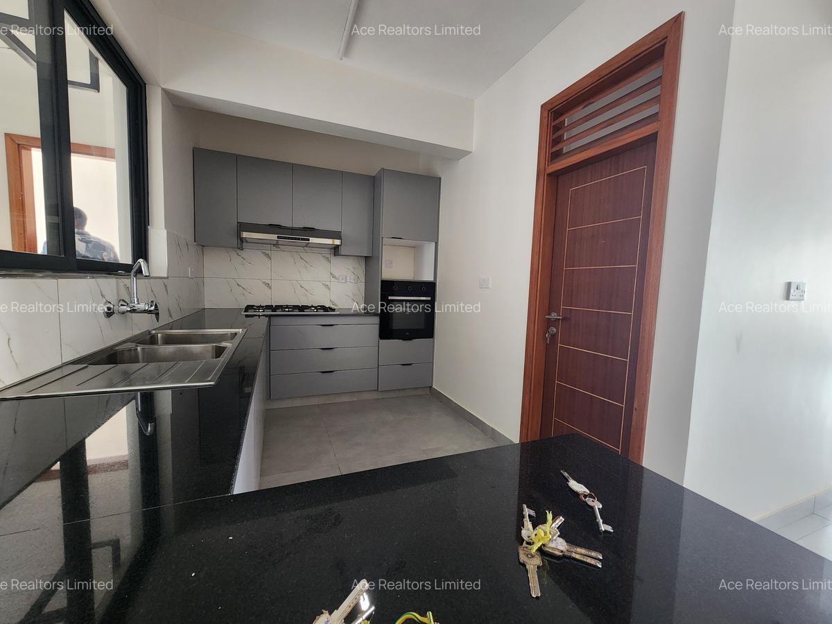 3 Bed Apartment with En Suite at Westlands - 8