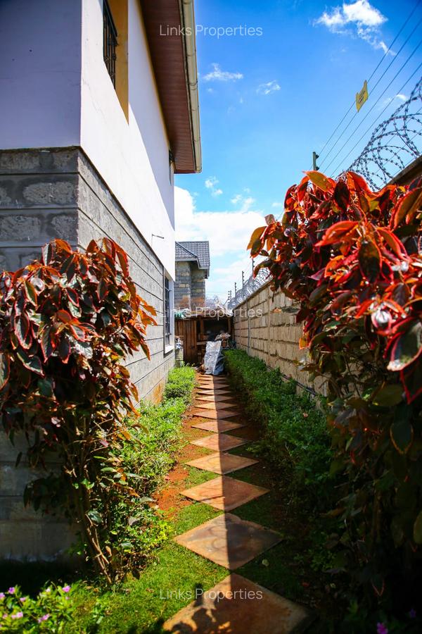 4 Bed Townhouse with En Suite at Airport Road - 16