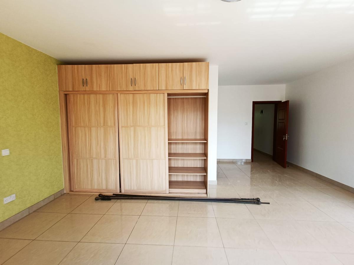 4 Bed Townhouse with En Suite in Kiambu Road - 13