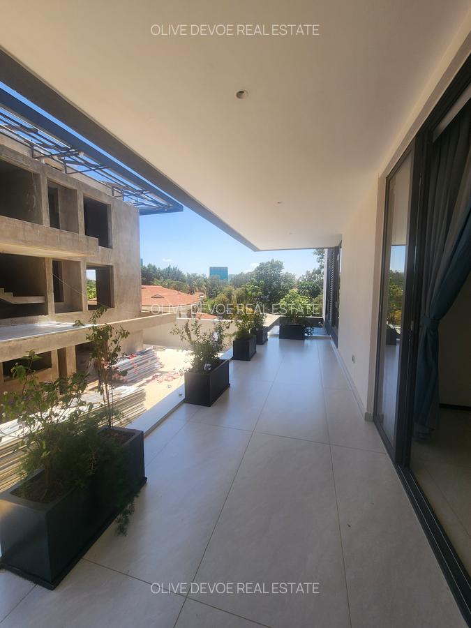 5 Bed Villa with En Suite in Lavington - 19