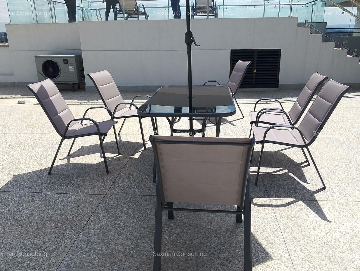 3 Bed Apartment with En Suite in Brookside - 19