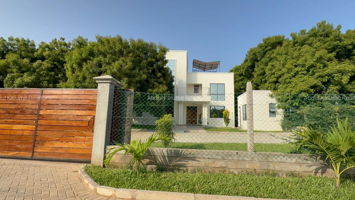 4 Bed Villa with En Suite at Vipingo - 14