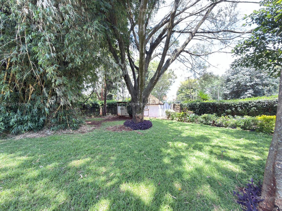 5 Bed House with En Suite at Runda - 13