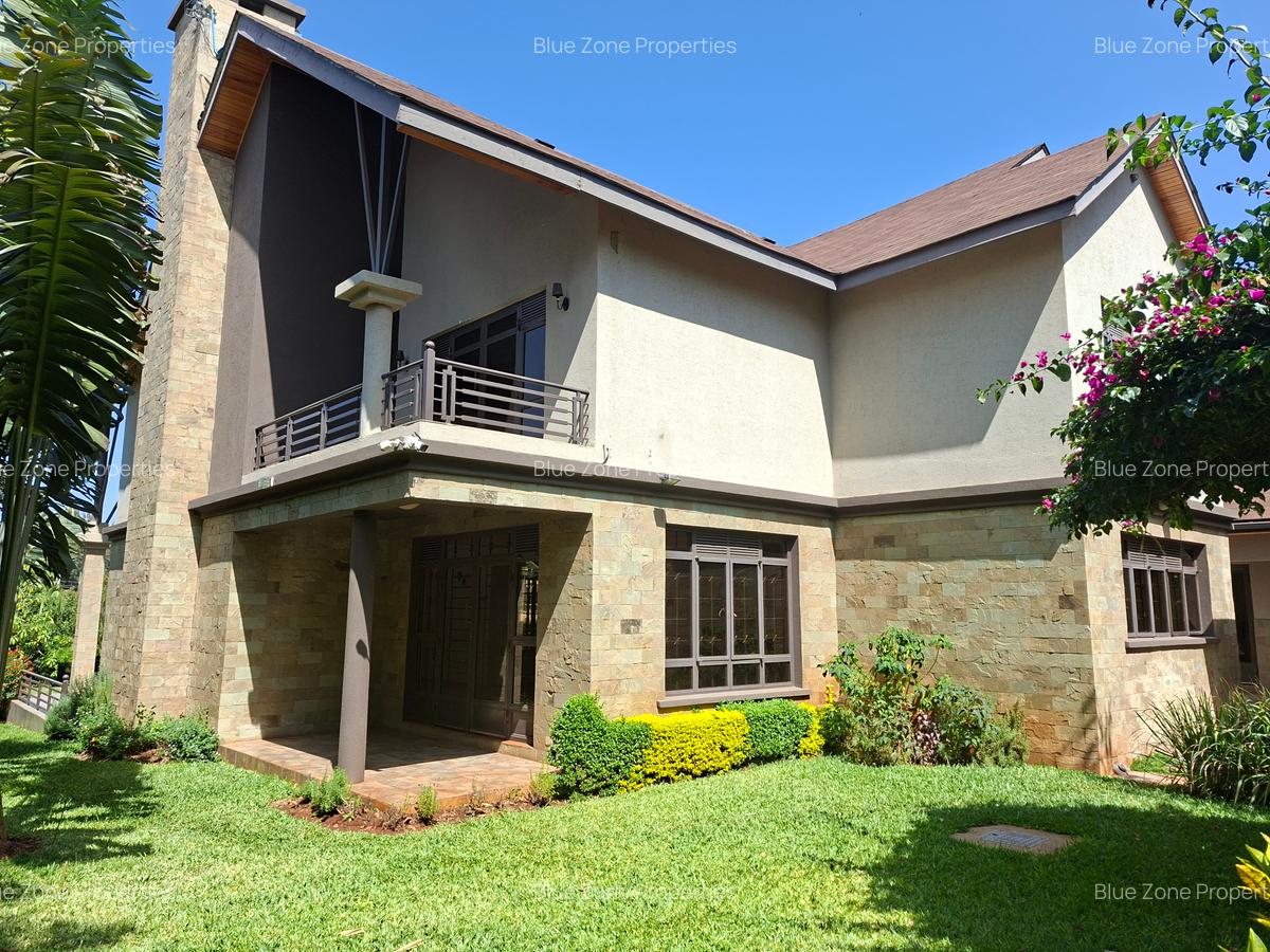 5 Bed Townhouse with En Suite at Off Panafric Insurance Avenue - 19