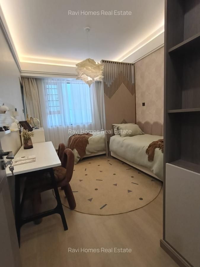 3 Bed Apartment with En Suite at Othaya Road - 11