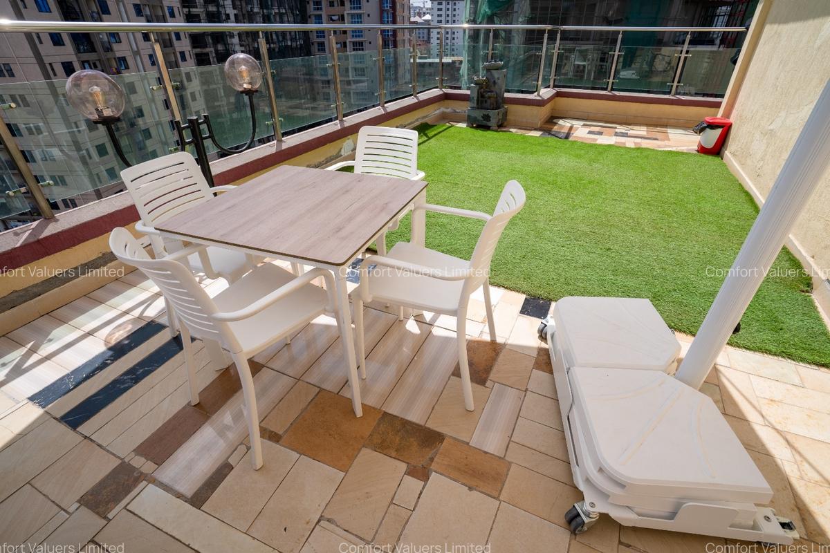 Serviced 4 Bed Apartment with En Suite at Hurlingham - 7