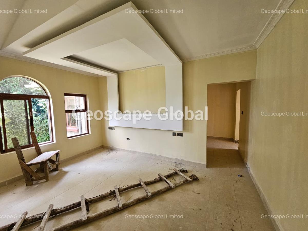 4 Bed House with En Suite in Kitisuru - 7