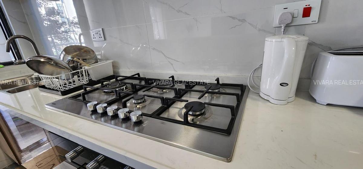 Serviced 2 Bed Apartment with En Suite in Riverside - 9