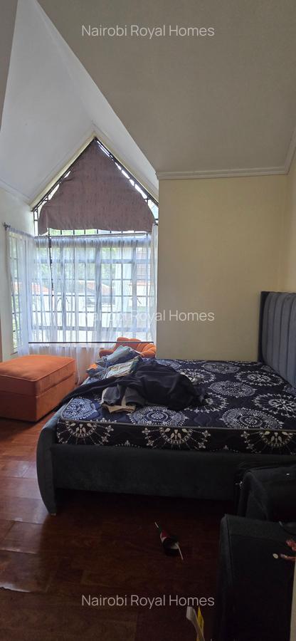 5 Bed Townhouse with En Suite at Lavington Green - 19