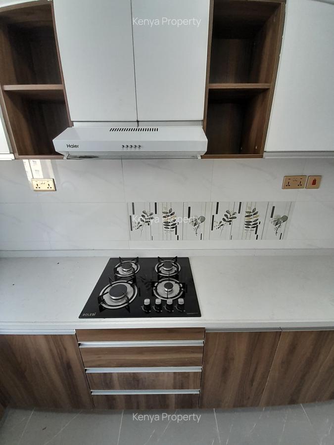 Studio Apartment with Swimming Pool at Valley Arcade Area - 3