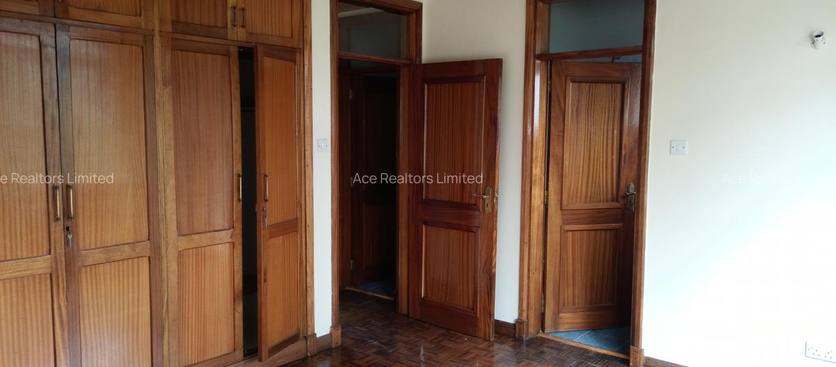 3 Bed Apartment with En Suite at Rhapta Road - 6