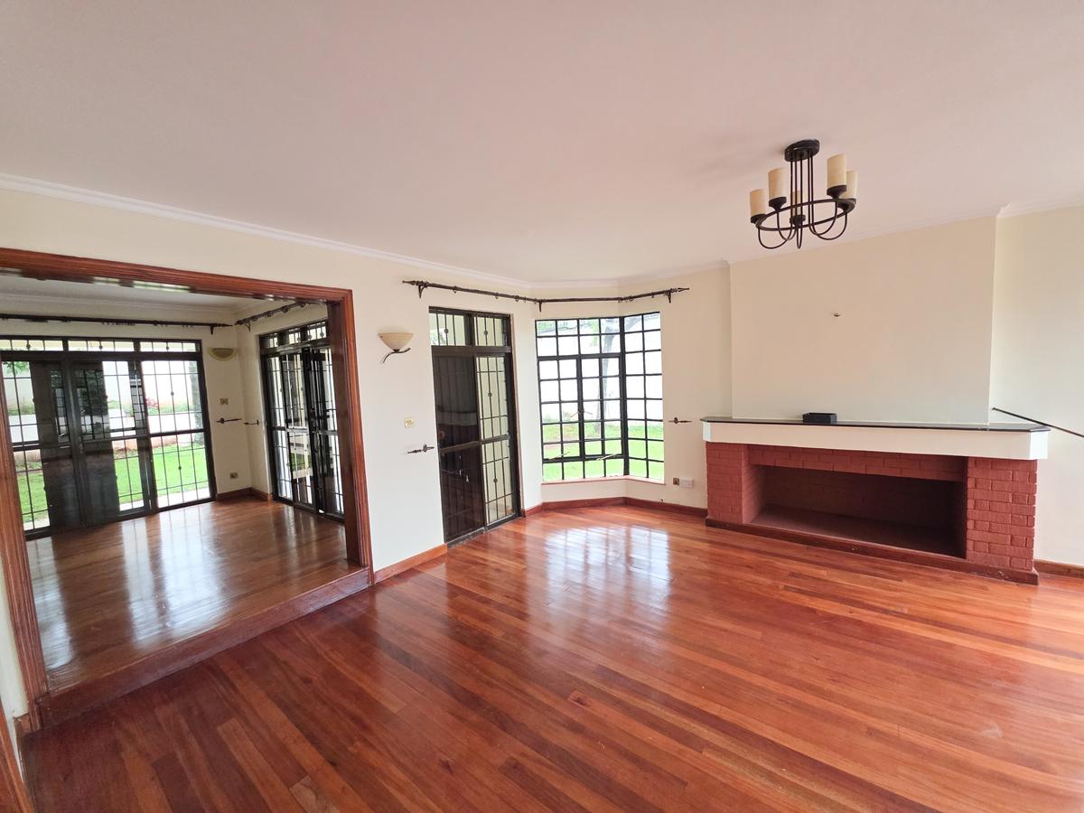 4 Bed Townhouse with Garden in Kiambu Road - 10