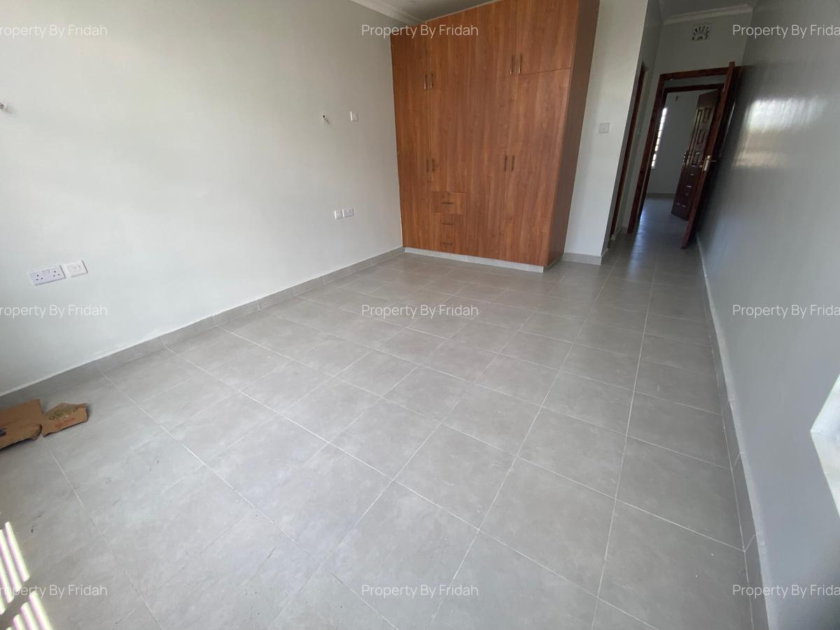 4 Bed House with En Suite in Kitengela - 9