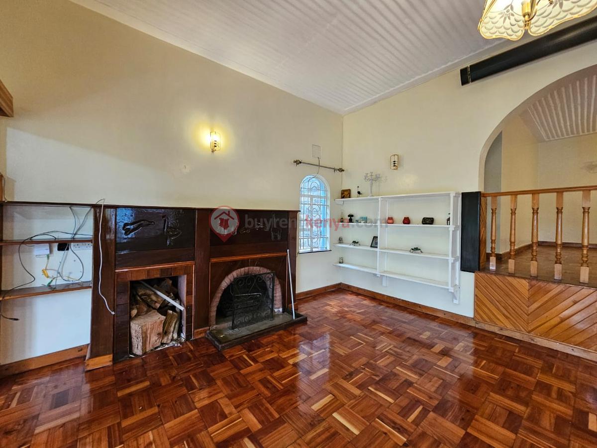 4 Bed Townhouse with En Suite in Karen - 13