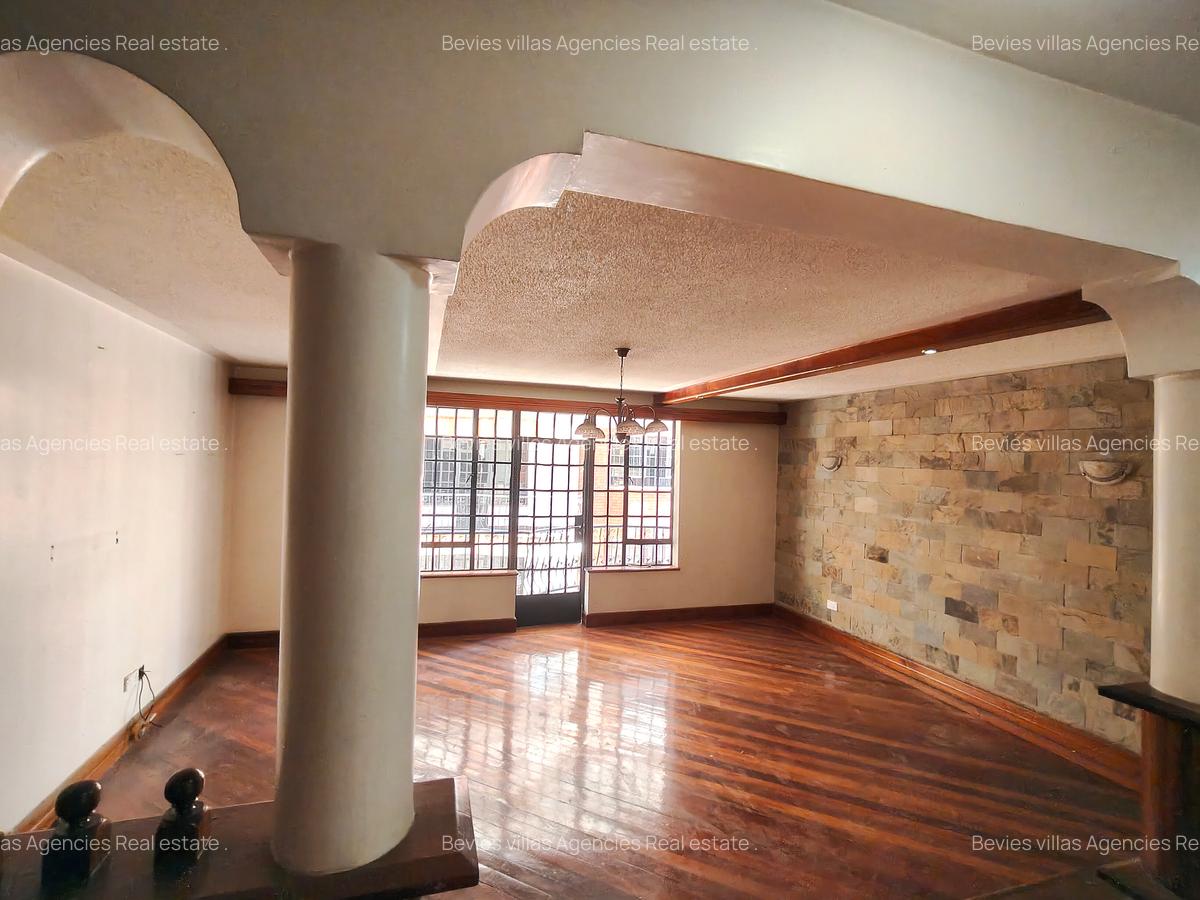 3 Bed Apartment with En Suite at Parklands - 13