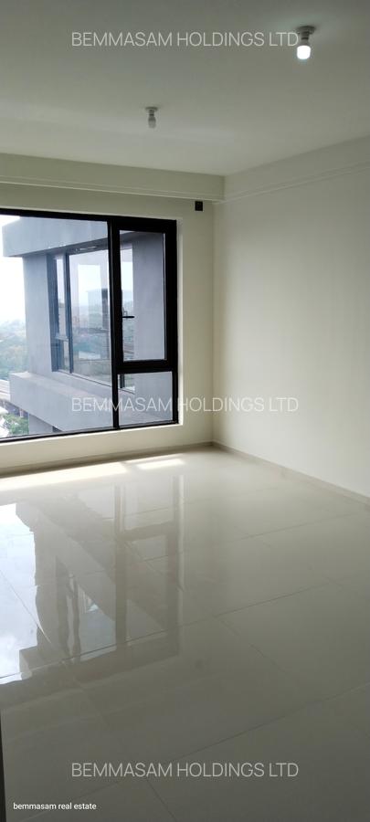 1 Bed Apartment with En Suite at Westlands Road - 5