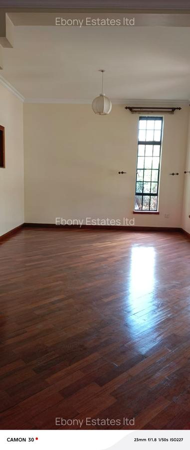 4 Bed Townhouse with En Suite in Lavington - 4
