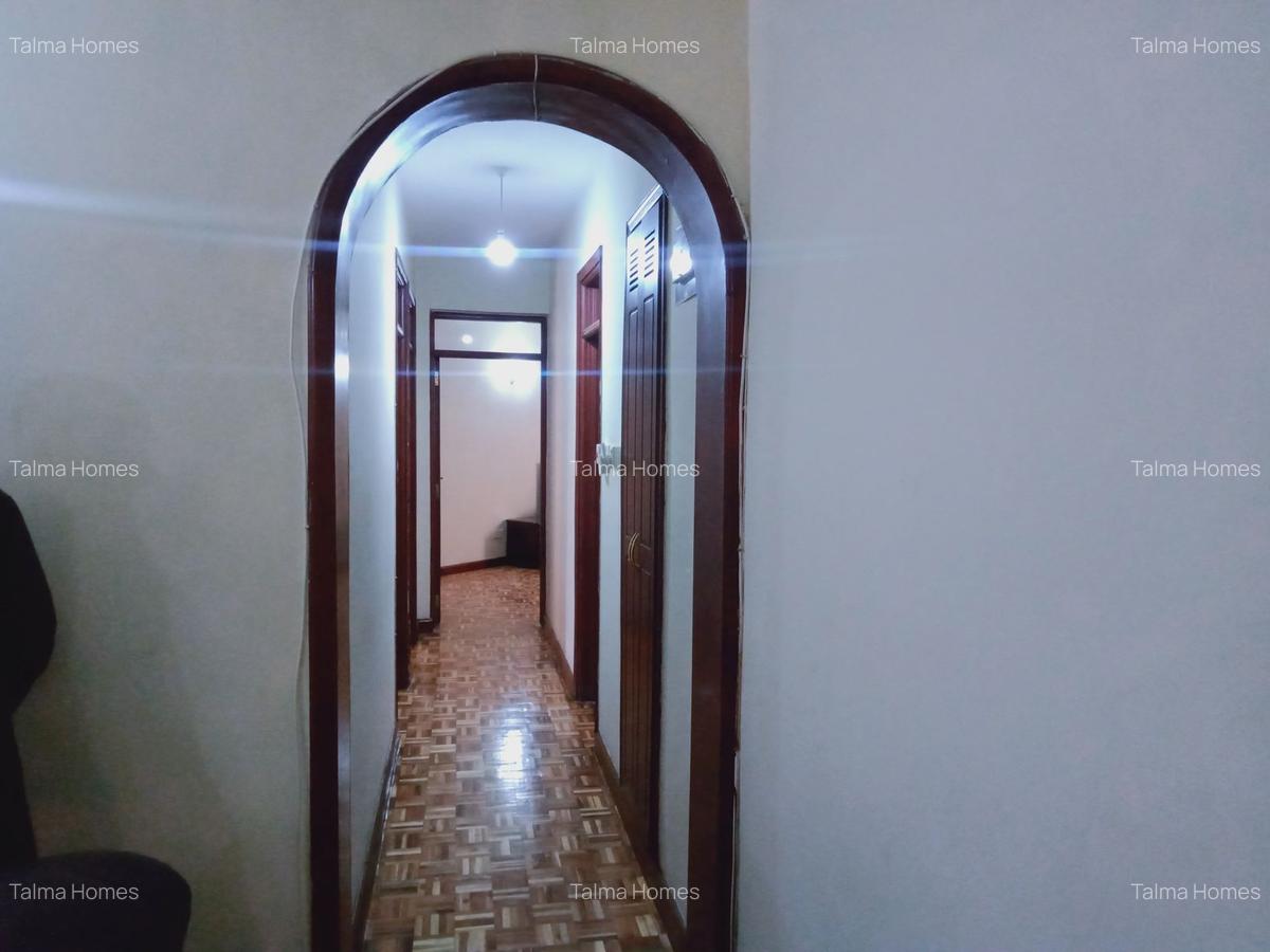 3 Bed Apartment with En Suite at Brookside Area - 10