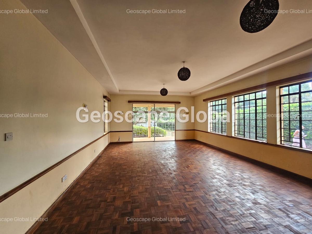 5 Bed House with En Suite in Runda - 5