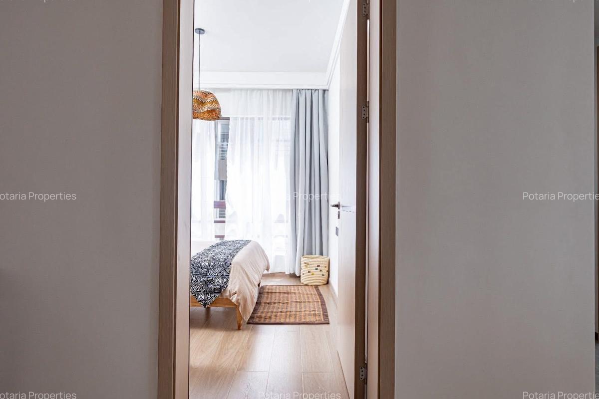 Serviced 2 Bed Apartment with En Suite in Riverside - 11