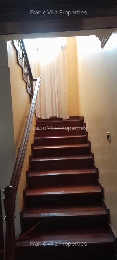 4 Bed Townhouse with En Suite at Runda - 4