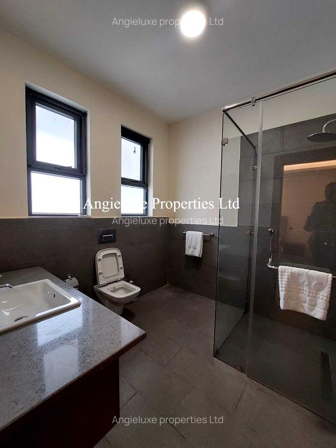 Serviced 2 Bed Apartment with En Suite at Spring Valley - 11