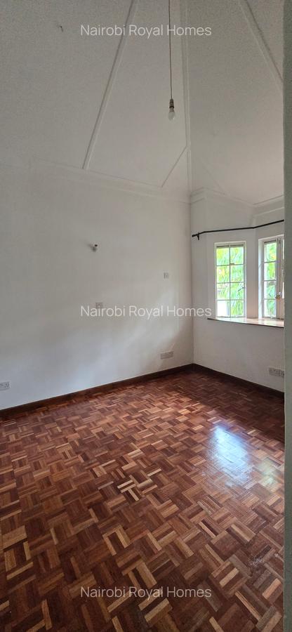 5 Bed House with En Suite at Runda Road - 8