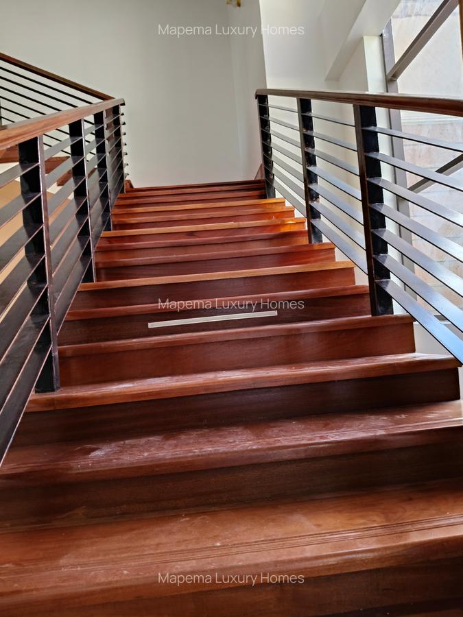 6 Bed House with En Suite at Kephis - 12