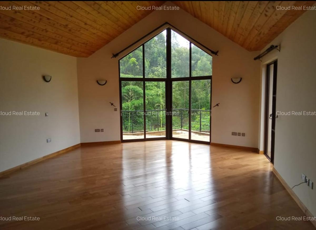 4 Bed House with En Suite in Karen - 9