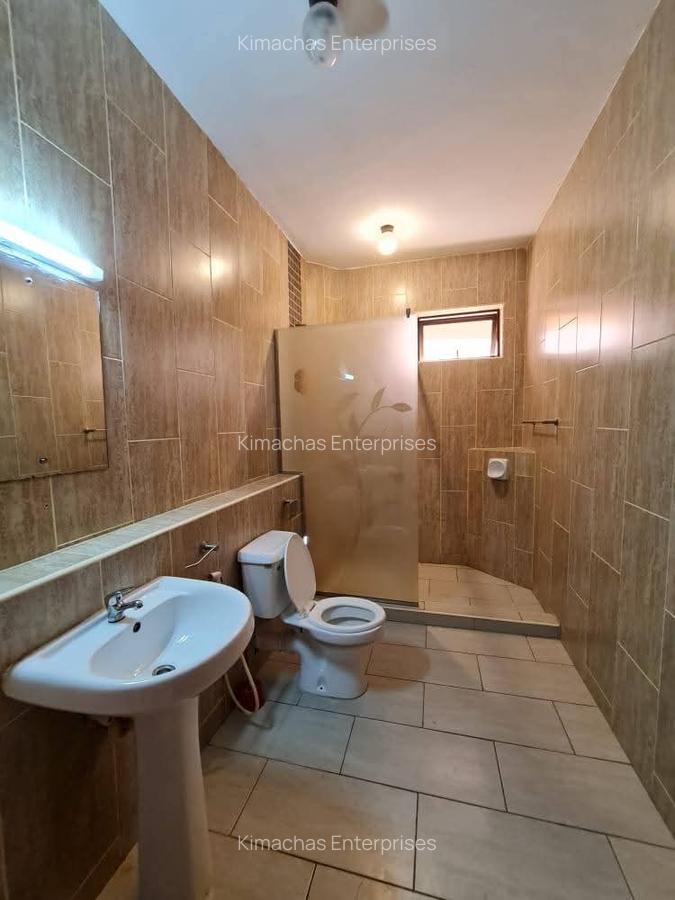 3 Bed Apartment with En Suite at Moyne Drive - 12