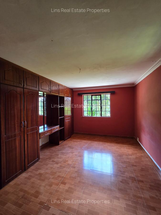 4 Bed House with En Suite in Loresho - 18