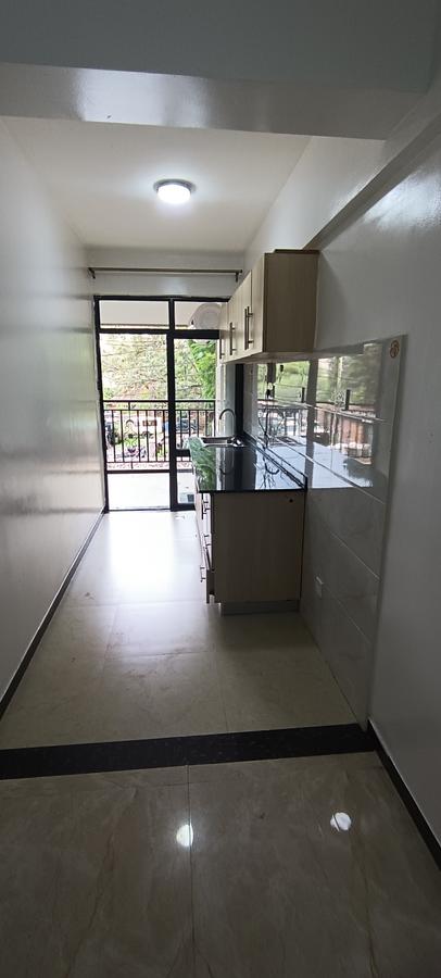 2 Bed Apartment with En Suite in Kilimani - 10