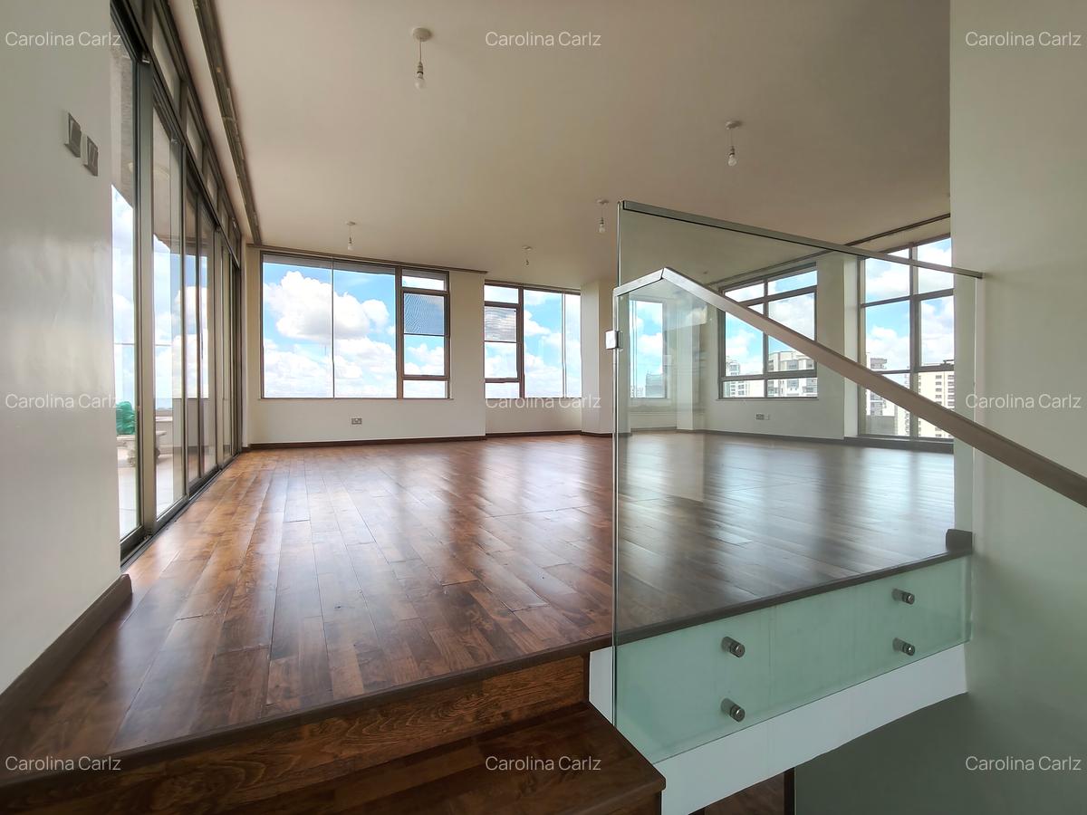 4 Bed Apartment with En Suite in Westlands Area - 12