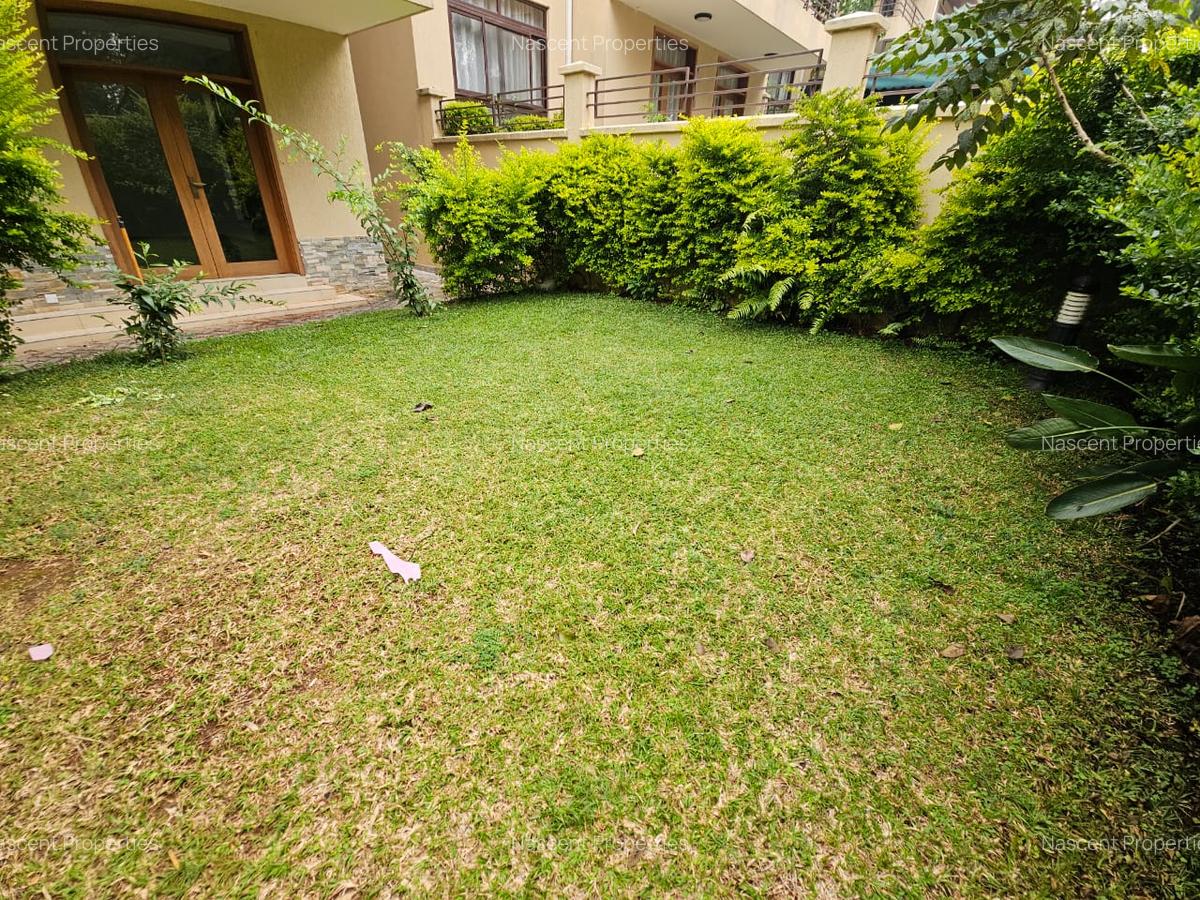 5 Bed Villa with En Suite in Lavington - 2