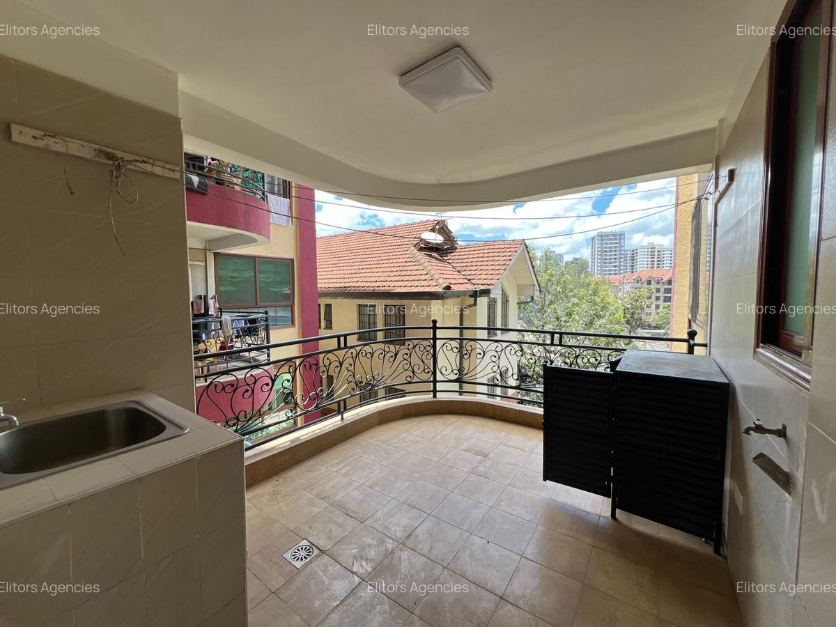 2 Bed Apartment with En Suite at Argwings Kodhek Road - 9