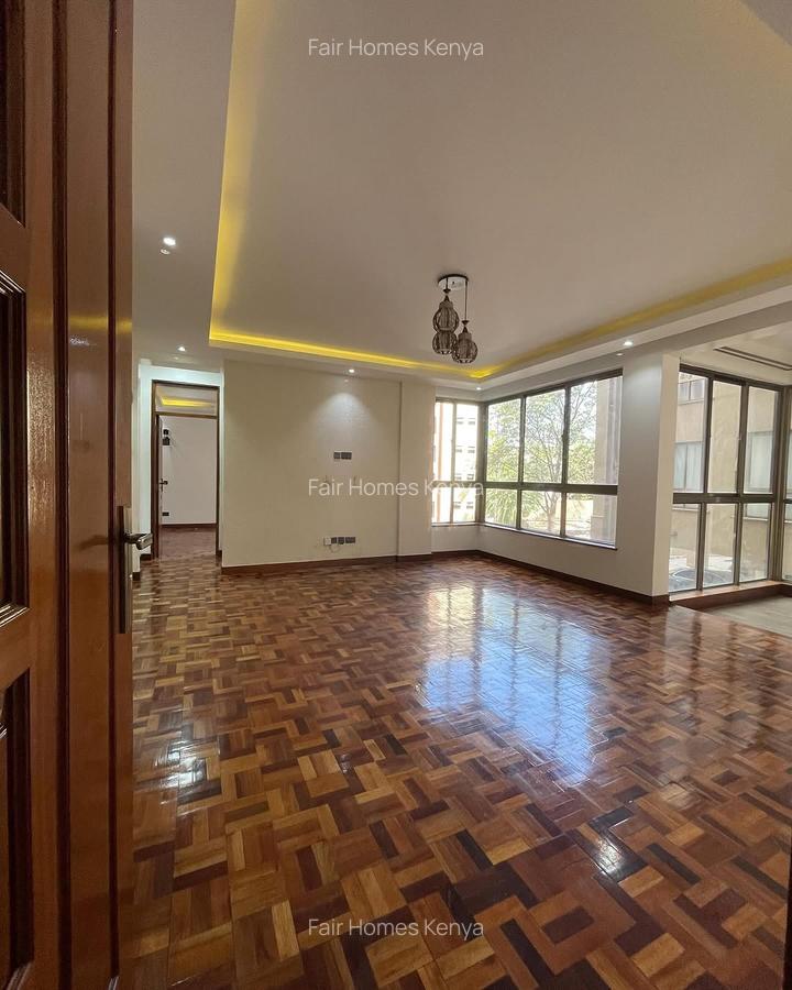 1 Bed Apartment with En Suite at Othaya Road - 2