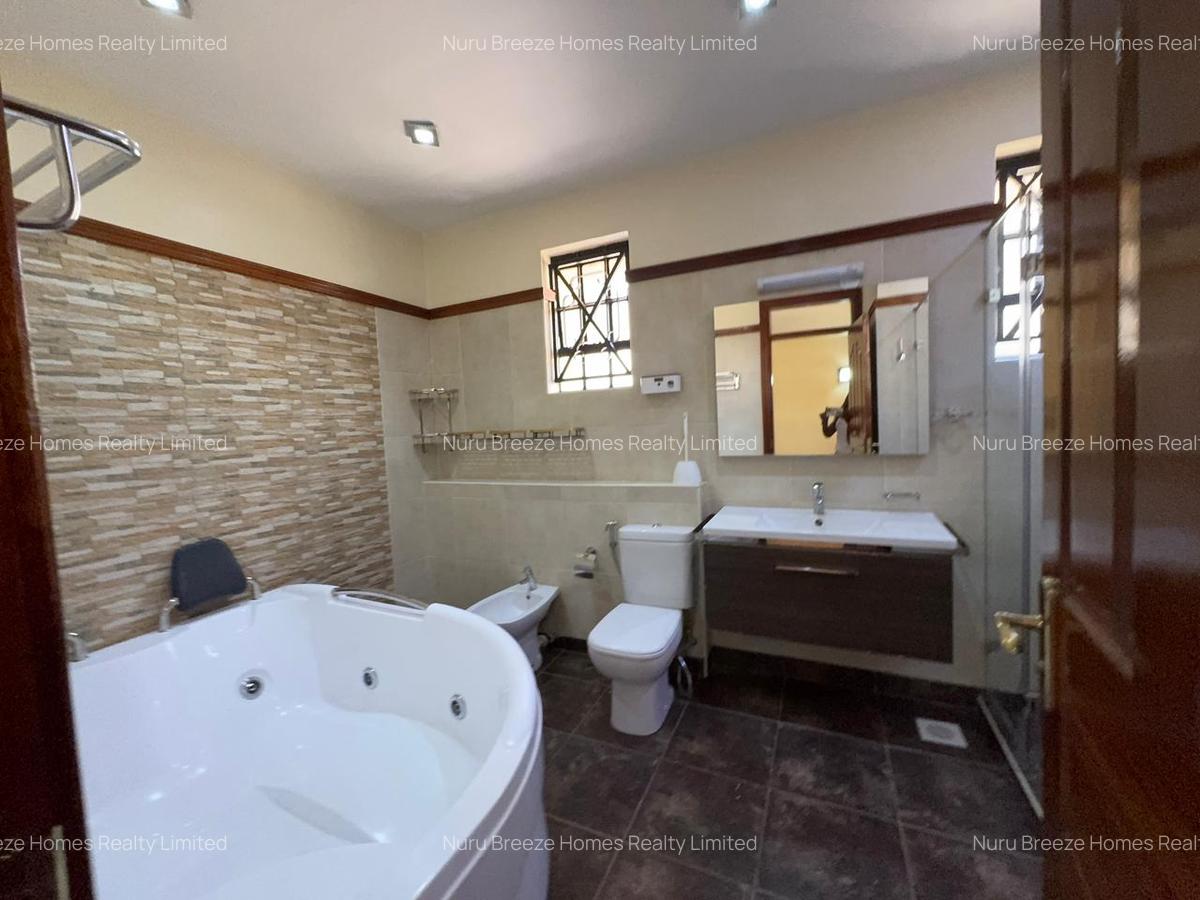 5 Bed Townhouse with En Suite in Kileleshwa - 5