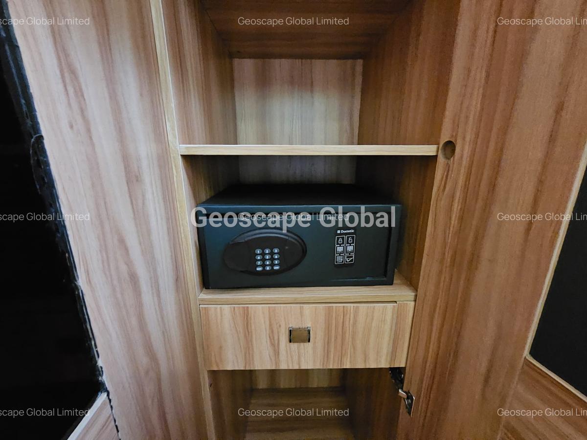 Serviced 2 Bed Apartment with En Suite in Nyari - 14