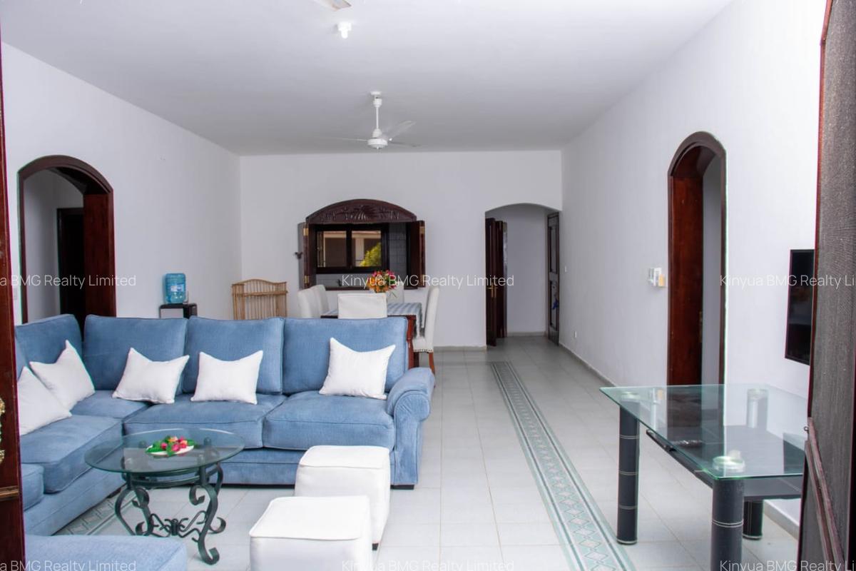 3 Bed Townhouse with En Suite in Malindi - 3