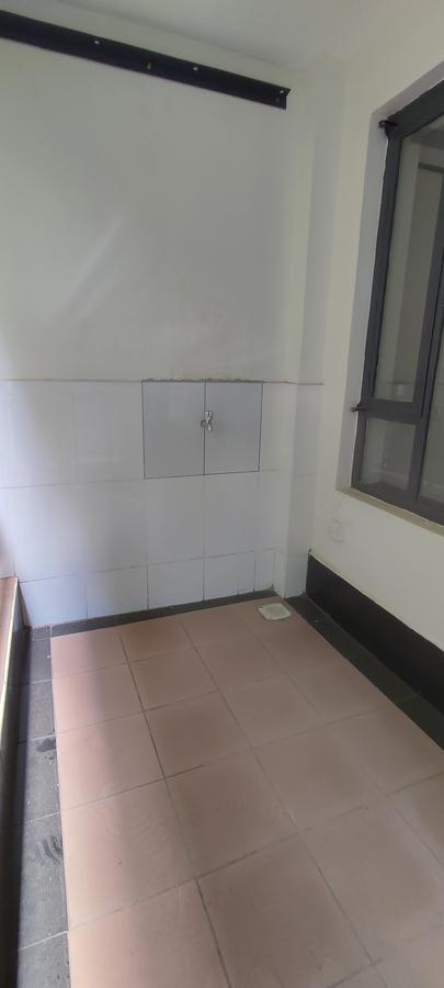 Serviced 1 Bed Apartment with En Suite in Westlands Area - 6