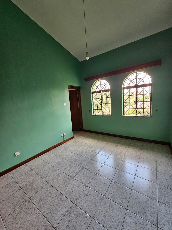 4 Bed Apartment with En Suite at Kilimani - 8