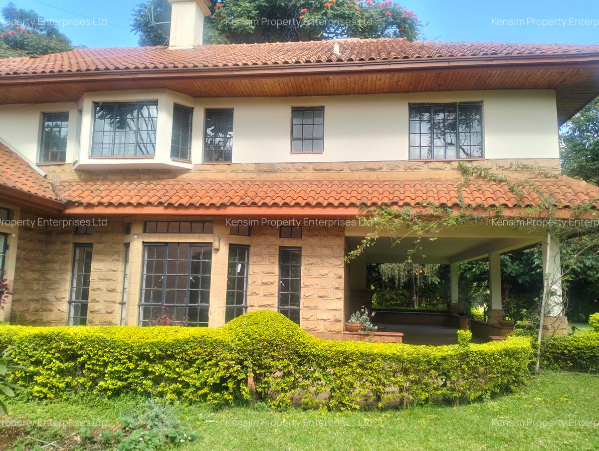 5 Bed Townhouse with En Suite in Rosslyn - 1