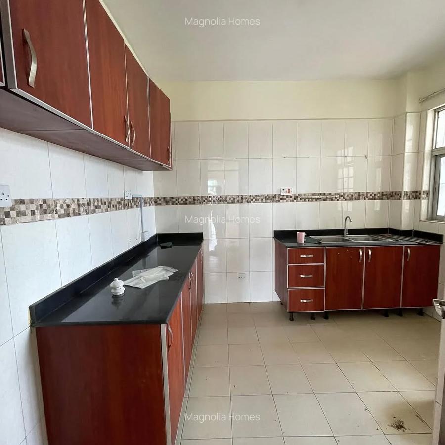 Serviced 3 Bed Apartment with En Suite in Kilimani - 3