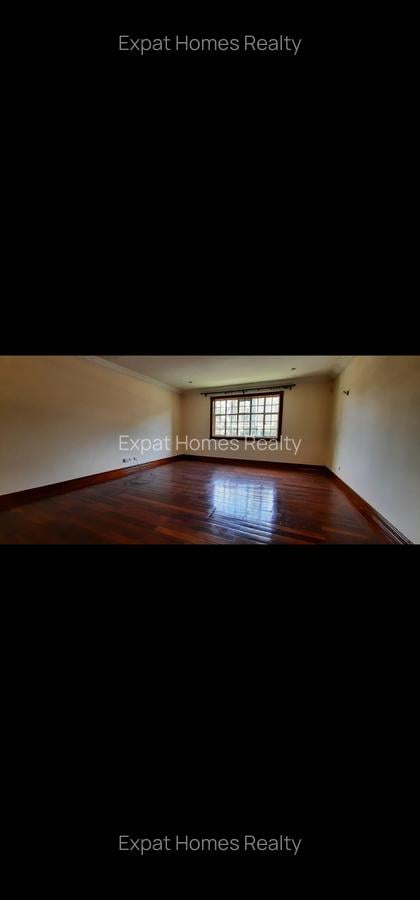 4 Bed House with En Suite in Lavington - 5