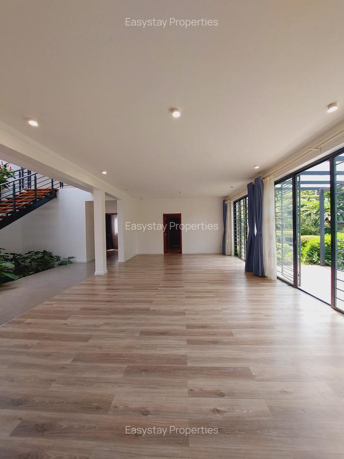 4 Bed House with En Suite in Runda - 1