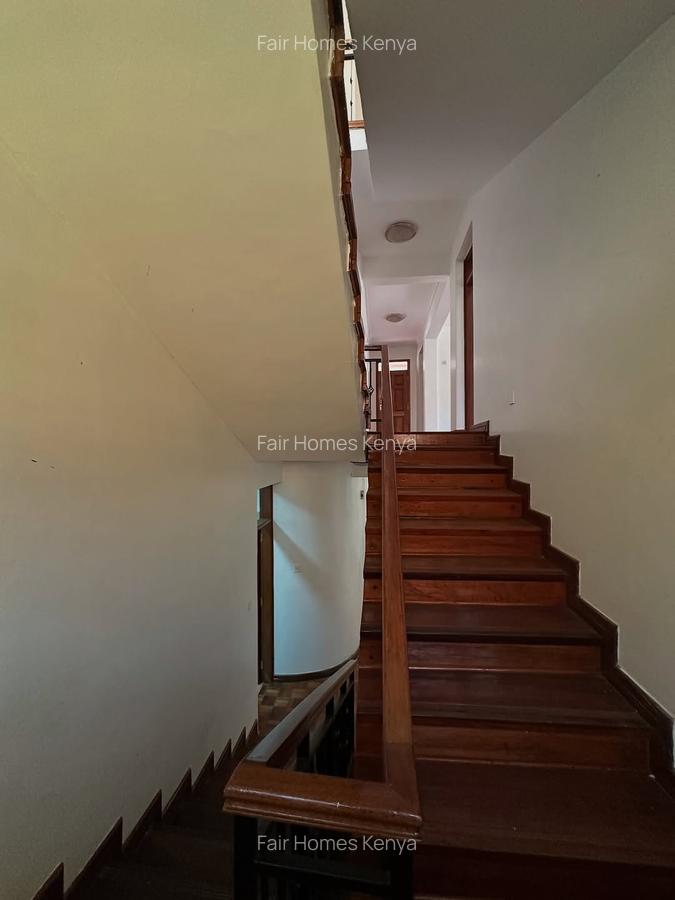 5 Bed Townhouse with En Suite at Kaputei Gardens - 14