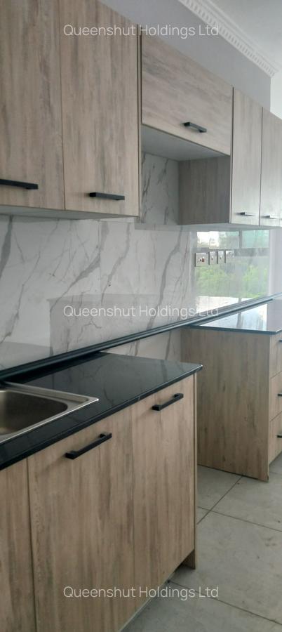 2 Bed Apartment with En Suite in Westlands Area - 11